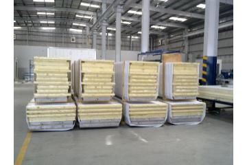 Premium Sandwich Panels Manufacturers in UAE