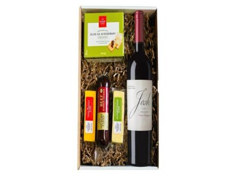 Michigan Wine Delivery – Send Wine Gifts Online