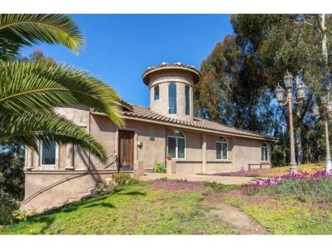 537 Hoover St., Oceanside, CA 92054