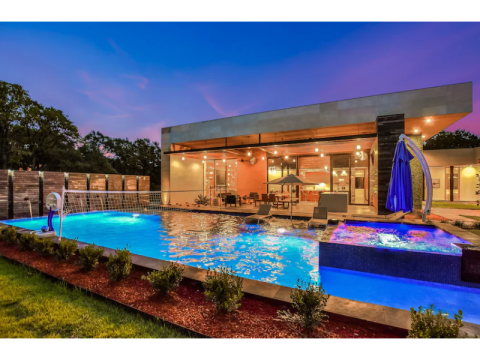 Modern Luxury Pools Austin: Sophisticated Outdoor Living by Renaissance Pools