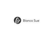 Squoval Short French Tip Nails – Classic Elegance with a Modern Minimal Finish