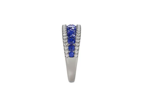 Buy a Diamond Engagement Ring This Summer Season