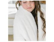 Beautiful Neutral Throw Blanket Styles for Every Home Décor