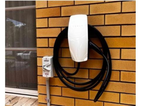 Professional Fire Alarm Installation for Homes & Businesses - 2/2