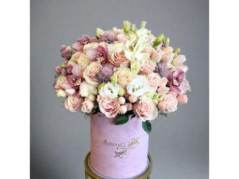 Buy Fresh White Roses Online with Fast Shipping USA – Elegant Floral Delivery at Your Doorstep