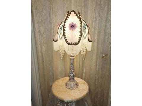 Premium Silk Lamp Shades for Classic Home Interiors in USA – Elegant Handmade Lighting Décor