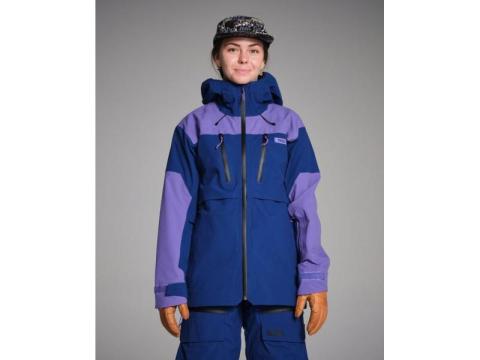 Shop Stylish & Functional Women Snow Jackets Online