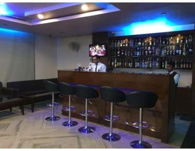 Bar in Ghaziabad for Premium Drinks and Entertainment