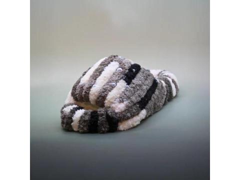 Step Into Cozy Comfort with Adorable Panda Slippers for Women - 2/2