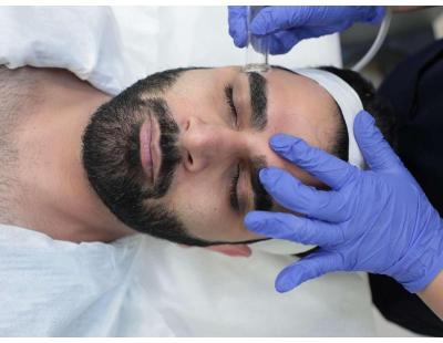 Best Skin Clinic in Delhi NCR | Transform Your Skin with MedLinks Hydrafacial