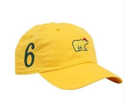A Classic Look for Every Golf Round