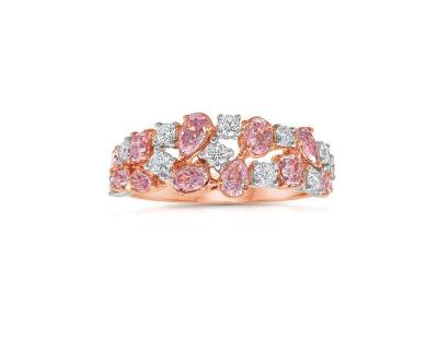 Buy a Tiffany Style Engagement Ring This Summer Season