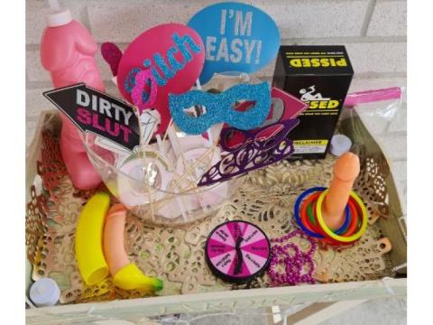Party in Style: Trendy Hens Night Decorations She’ll Love! - 2/2