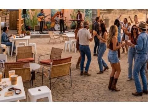 Find Dining and Live Music in Oceanside to Enjoy Summer Weekend