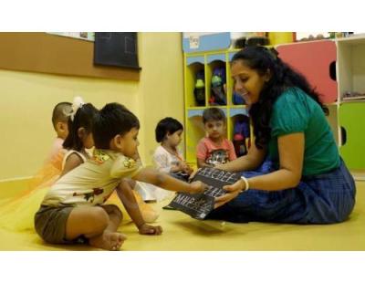 Play Group & Nursery Veera Desai | Humming Birds Preschool
