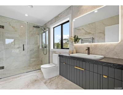 Stylish Custom Bathroom Vanity for Every Home