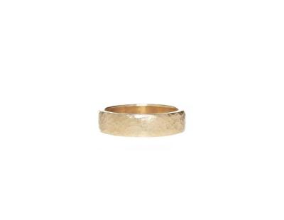 Shop Mens Gold Band Styles for the Summer Season