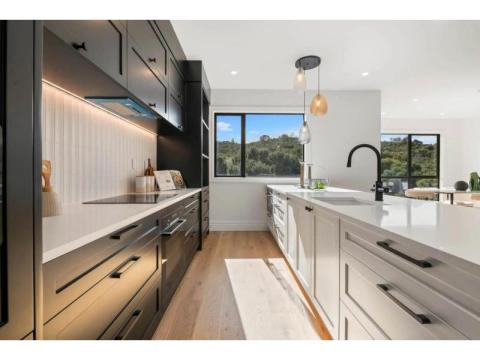 Custom Kitchen Cabinets Designed for Your Home