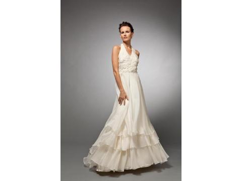 Shop Custom Wedding Dresses for a Modern Bridal Look