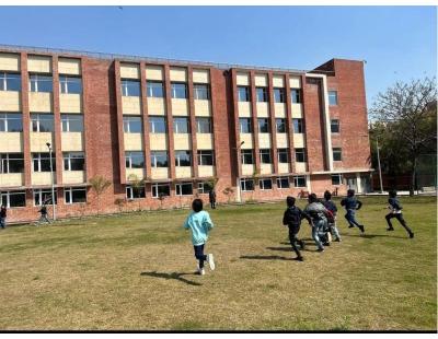 Schools in Pitampura HRM Global School