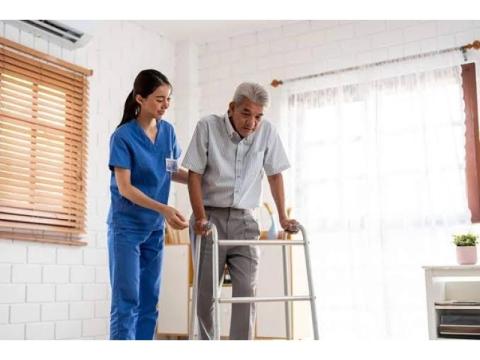 Daily Living Assistance Cranbourne – Caring Support You Can Trust