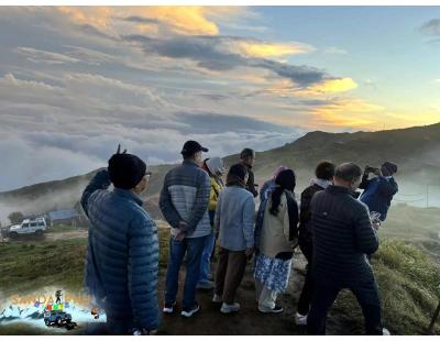 Sandakphu Phalut Reverse Trek | Guided Himalayan Adventure
