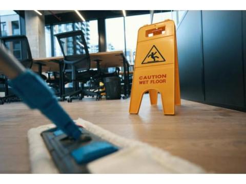 A Messy Desk Is Costing You More Than You Think — Office Cleaning in Sydney That Actually Fixes It