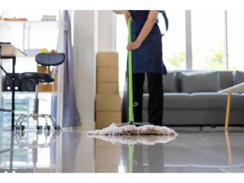 A Messy Desk Is Costing You More Than You Think — Office Cleaning in Sydney That Actually Fixes It - 2/2