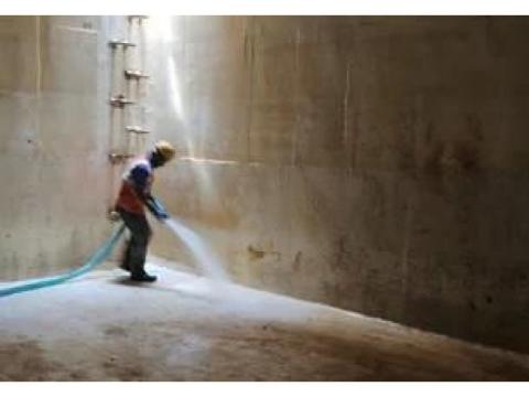 Residential Water Tank Cleaning