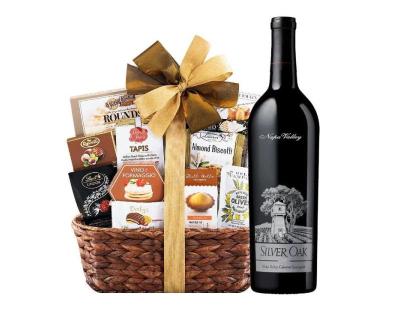 Silver Oak Gift Basket for Any Special Occasion