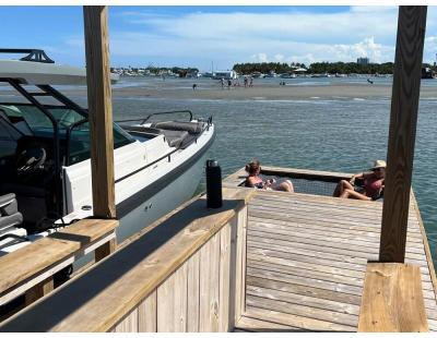 Explore the Water With a Sandbar Boat Rental Charter