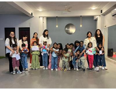 Best Dance Academy In Patrakar Colony - Buskers Dance Institute