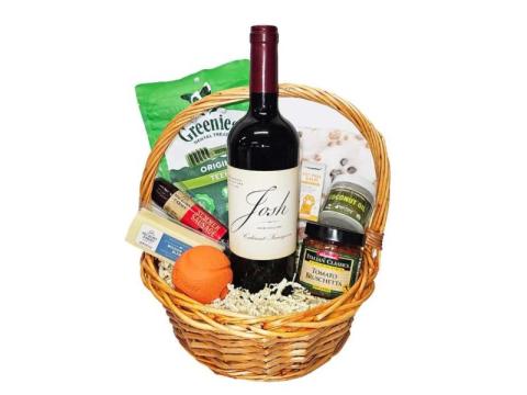 Wine Gift Delivery NYC – Fast & Reliable