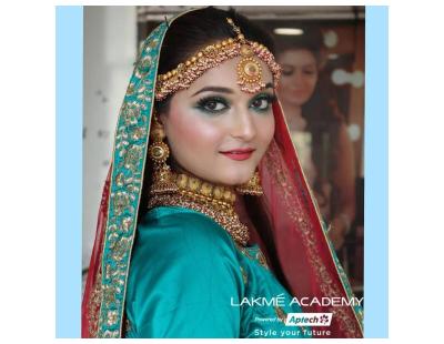 Beauty Courses in Satellite - Lakme Academy Powered by Aptech