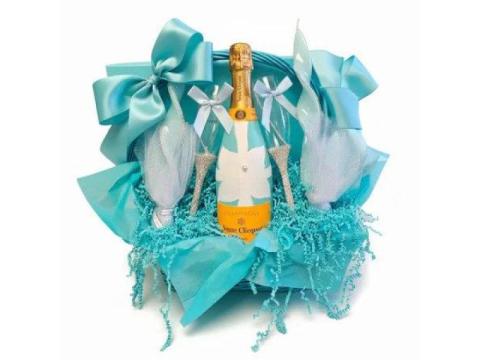 Buy Wedding Gift Basket