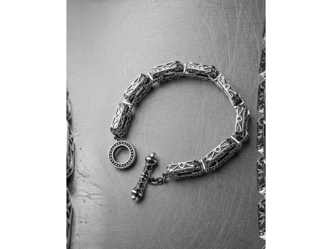Men's Bracelets in Solid Gold & Sterling Silver