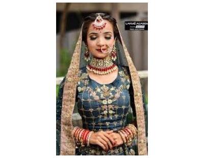 Lakme Academy Powered By Aptech - Makeup Institute in Satellite Ahmedabad