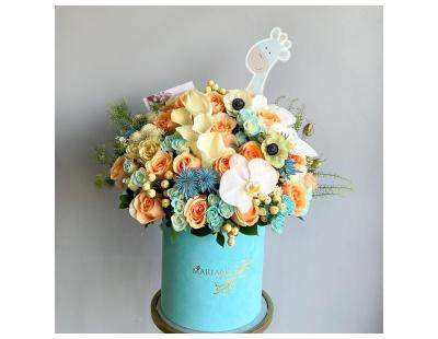 Buy Gender Reveal Floral Box Arrangement for Columbus Day 2026 Celebrations