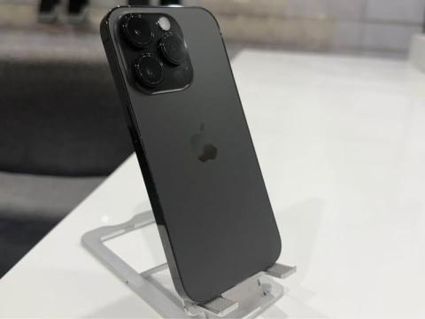 Iphone 14 Pro 256Gb Black Free Warranty $660 Aud - 2/2