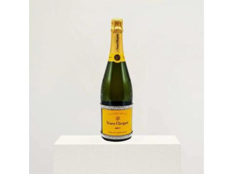 Buy Veuve Clicquot Champagne in Bulk for Wedding