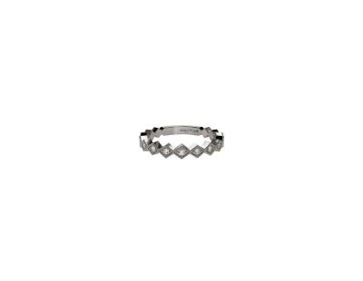 Shop Diamond Engagement Rings for Halloween Proposals and Special Moments