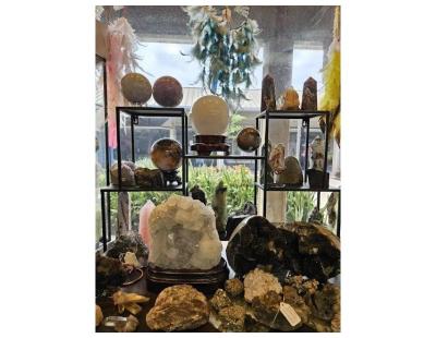 Crystal Dreams Maui | Sparkling Crystals, Island Keepsakes & a Gift Shop in Kahului, HI