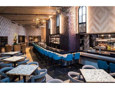 Book Historic Hotel Chicago Stays: Sleep Inside Iconic Landmarks Today