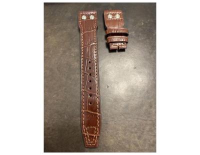 Buy Premium IWC Alligator Watch Strap Online USA This Halloween 2026