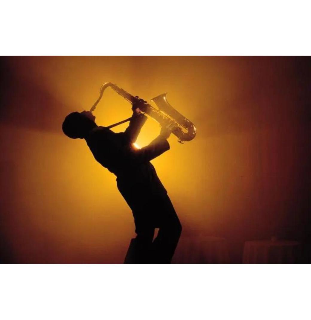 Experience Live Music in Palm Desert – Book Your Spot Today!