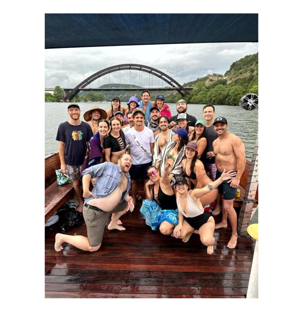 Party Boat Rental Austin – Celebrate on the Water with Big Tex Boat Rentals - 2/3