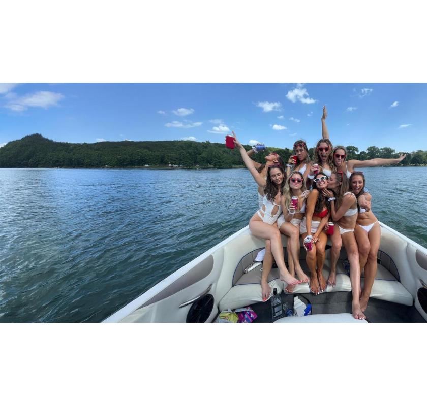 Unforgettable Lake Austin Party Boat Rentals for Your Next Celebration