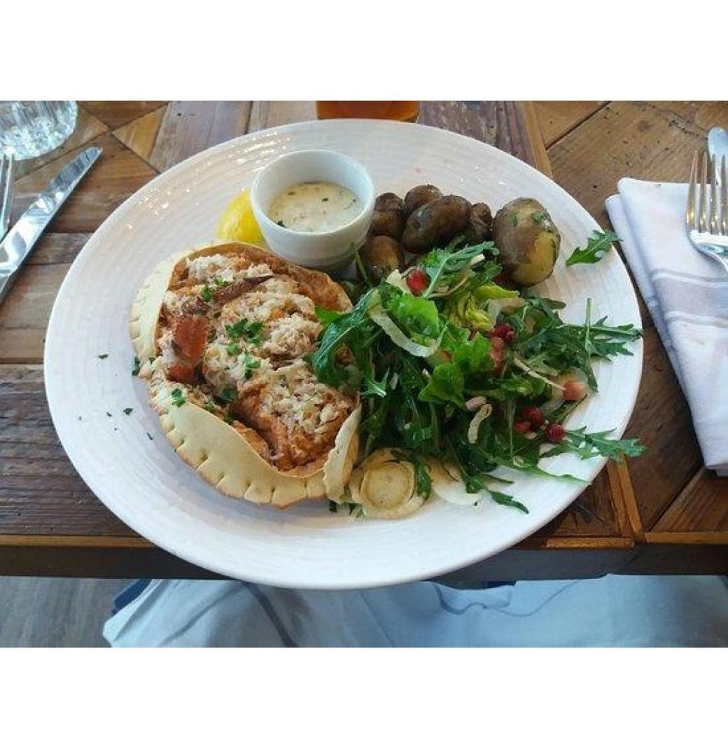 Restaurants on Brighton's Bay Street—A Place to Dine with Views and Style