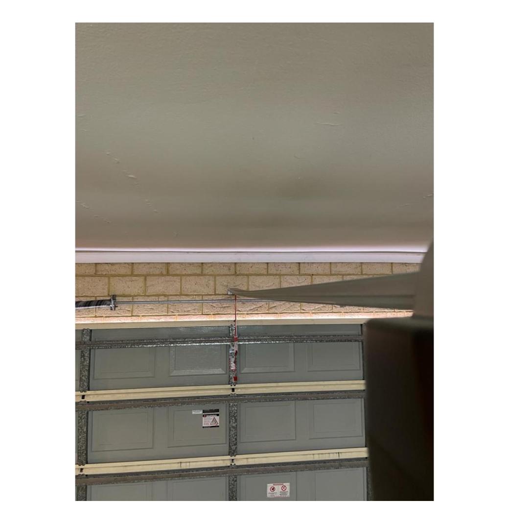 Perth Garage Door Repair - 2/3