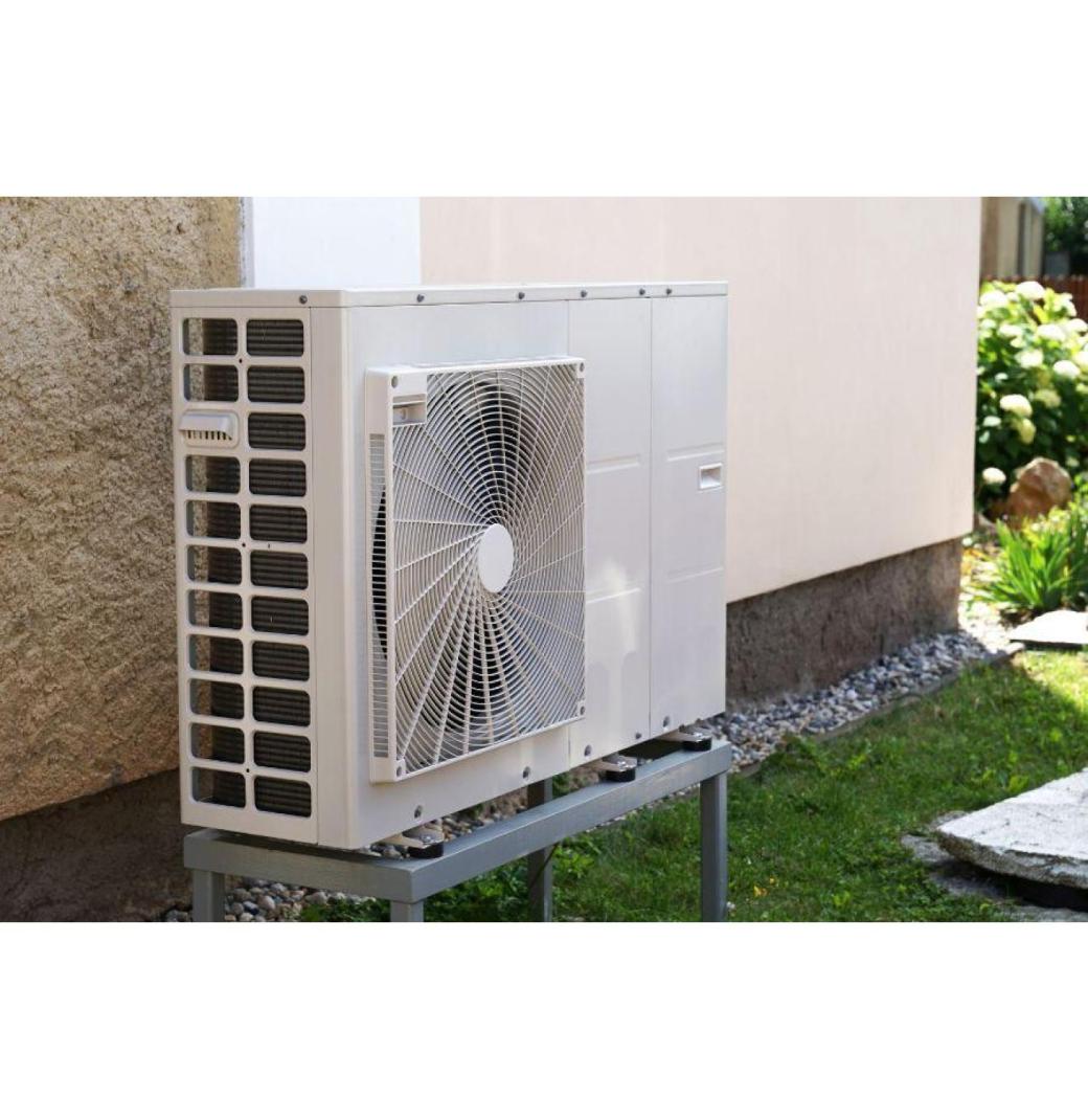 What Is an Air Source Heat Pump and How Does It Work ? - 2/3